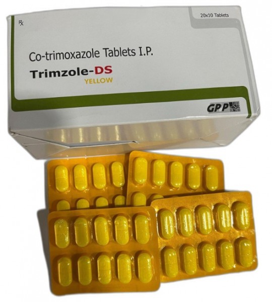 A box and a blister strip of generic Bactrim DS 800mg / 160mg Tablets - Sulfamethoxazole / Trimethoprim